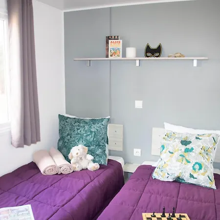 Camping Saint Laurent Ploemel Chambre photo
